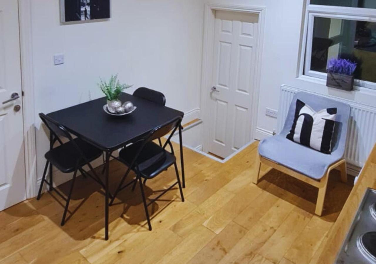 Modern 2 Bedroom Apartment In Peckham Лондон Экстерьер фото